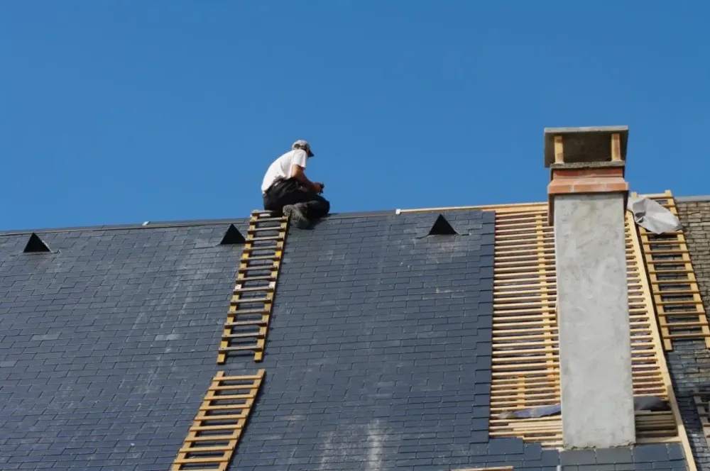 Couvreur zingueur à Doncols